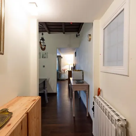 Fori Imperiali Lovers